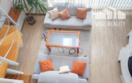 Priestranný rodinný dom so saunou, bazénom, fitness - Krakovany