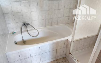 Priestranný rodinný dom so saunou, bazénom, fitness - Krakovany