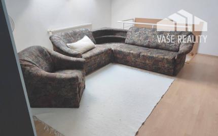 Priestranný rodinný dom so saunou, bazénom, fitness - Krakovany