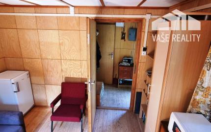 *VIDEO* Romantická chatka s čarovnou záhradou, Ratnovce pri Piešťanoch