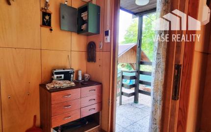 *VIDEO* Romantická chatka s čarovnou záhradou, Ratnovce pri Piešťanoch