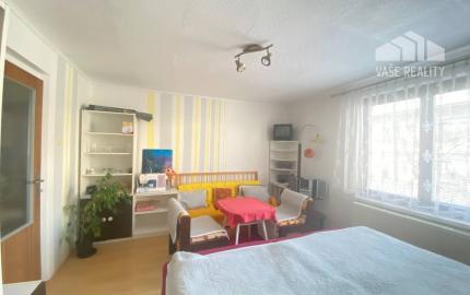 EXKLUZÍVNA PONUKA - Rodinný dom za cenu bytu - Valaská Belá