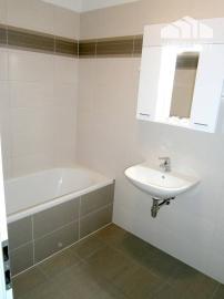 Opäť v ponuke...Prenájom 2-izbový byt, blízke centrum-Piešťany 