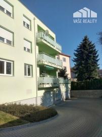 Opäť v ponuke...Prenájom 2-izbový byt, blízke centrum-Piešťany 