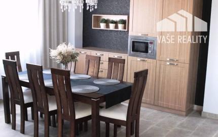 5 izbový rodinný dom, s krásnou záhradou, 9árový pozemok pri Nitre