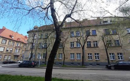 REZERVOVANÉ! Výnimočný byt / výnimočná lokalita /85m2/ Staré Mesto