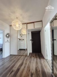 Na prenájom 3-izbový byt s lodžiou, 74 m², Pri Kríži., Dúbravka