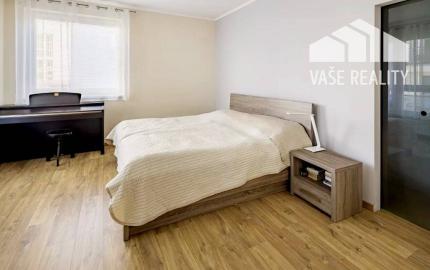 Priestranný 92m2 3-izbový byt s parkovacím miestom - Piešťany centrum