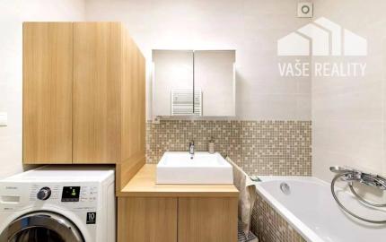 Priestranný 92m2 3-izbový byt s parkovacím miestom - Piešťany centrum