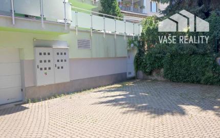 Prenájom parkovacieho miesta, blízke centrum-Piešťany