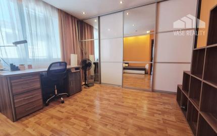 Na prenájom 3-izbový byt s balkónom, 97 m², Tallerova ul., Staré Mesto