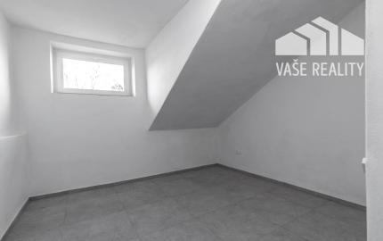 Na predaj 4-izbový rodinný dom 207 m², pozemok 331 m², Koválov, Senica