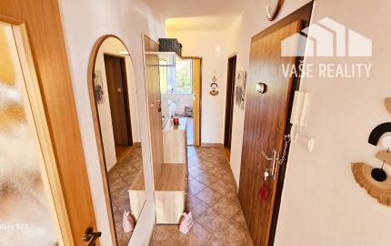 *NA PRENÁJOM* Zariadený 3-izbový byt s loggiou v srdci Piešťan !!