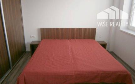 Na prenájom 2 izbový byt s parkovacím miestom, Piešťany.