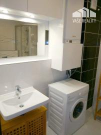 Na prenájom 2 izbový byt s parkovacím miestom, Piešťany.