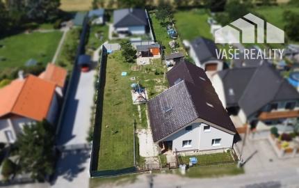 Dvojgeneračné bývanie - 2x Rodinný dom Nitrianska Blatnica