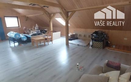 Dvojgeneračné bývanie - 2x Rodinný dom Nitrianska Blatnica