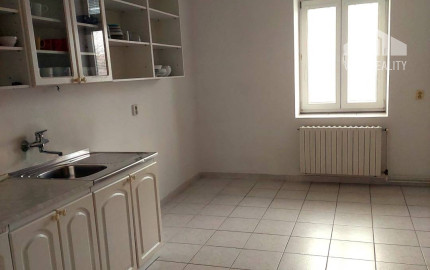 Prenájom - Reprezentatívne kancelárske priestory 190 m2 v Piešťanoch