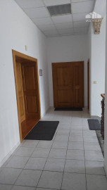 Prenájom - Reprezentatívne kancelárske priestory 190 m2 v Piešťanoch