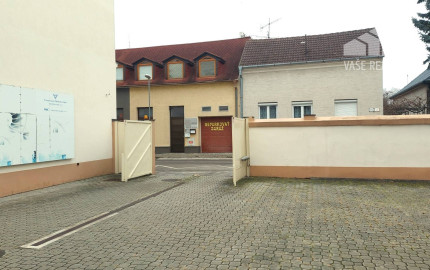 Prenájom - Reprezentatívne kancelárske priestory 190 m2 v Piešťanoch