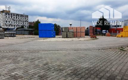 Priemyselný areál 11 000 m2 s montovanou halou 340 m2 - Nové Mesto n/V