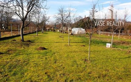Stavebný pozemok o výmere 1523 m2, UPI pre výstavbu polyfunkcie - NMnV