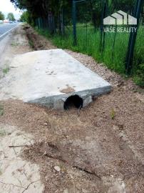 Investičný pozemok "záhrada" o výmere 691 m2 - Nové Mesto n/V