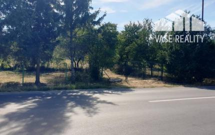 Investičný pozemok "záhrada" o výmere 691 m2 - Nové Mesto n/V