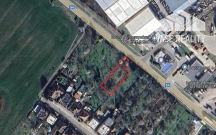 Investičný pozemok "záhrada" o výmere 691 m2 - Nové Mesto n/V