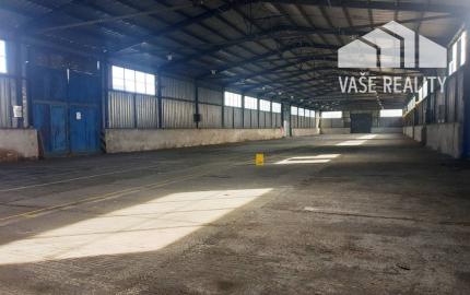 Na predaj areál 8700 m2 s halami 1510 m2 - Trenčianske Bohuslavice