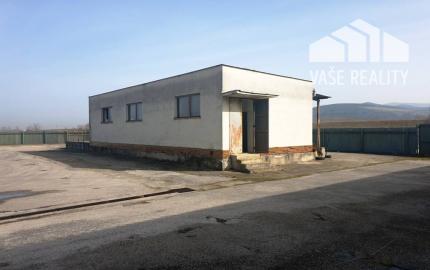 Na predaj areál 8700 m2 s halami 1510 m2 - Trenčianske Bohuslavice