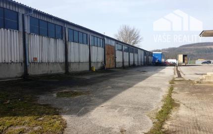 Na predaj areál 8700 m2 s halami 1510 m2 - Trenčianske Bohuslavice