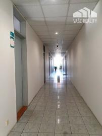 Administratívna budova so sklad. priestormi 1200 m2 - Tr. Bohuslavice