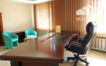 Administratívna budova so sklad. priestormi 1200 m2 - Tr. Bohuslavice