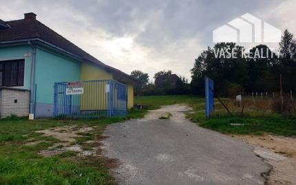 Investičný projekt pripravený pre výstavbu RD - 4x pozemok + 1x RD