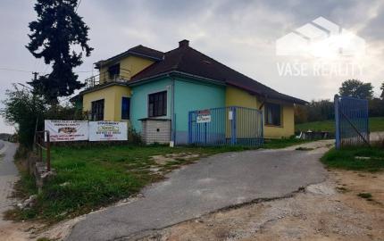 Investičný projekt pripravený pre výstavbu RD - 4x pozemok + 1x RD