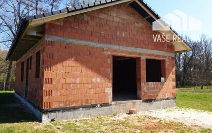 Rozostavaný 4-izbový rodinný dom – novostavba, Stará Turá, Topolecká