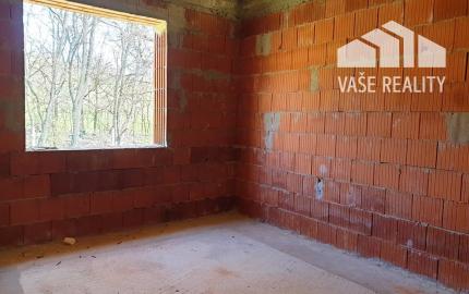 Rozostavaný 4-izbový rodinný dom – novostavba, Stará Turá, Topolecká