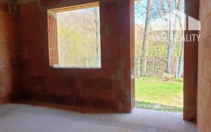 Rozostavaný 4-izbový rodinný dom – novostavba, Stará Turá, Topolecká