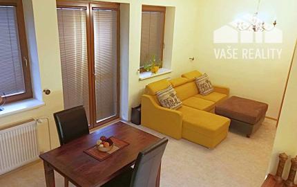 PRENAJATE! Prenájom: elegantný veľký 1 izb. (51m2) byt pri parku