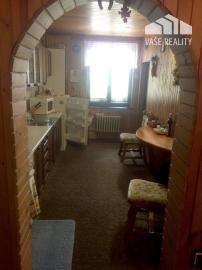 Priestranná chalupa pri lyžiarskom stredisku - Valaská Belá