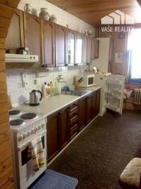 Priestranná chalupa pri lyžiarskom stredisku - Valaská Belá