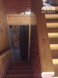 Priestranná chalupa pri lyžiarskom stredisku - Valaská Belá