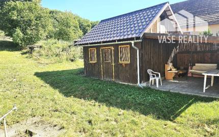 2-IZBOVÝ RODINNÝ DOM -DUBNIČKA- SO ZÁHRADNÝM DOMĆEKOM/ 2518 M2 POZEMOK