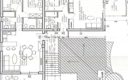 Chorvátsko - 6 izbový apartmánový dom pri Zadare, Sukošan