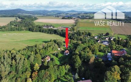 Rodinný dom 5+1 s dvojgarážou a pozemkom 2771 m², okres Domažlice (ČR)