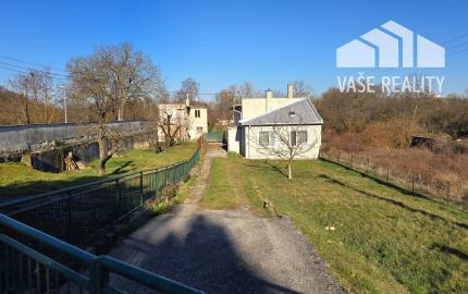 Stavebný pozemok 2700 m2 resp. 6580 m2 pri kúpeľnom ostrove Piešťany