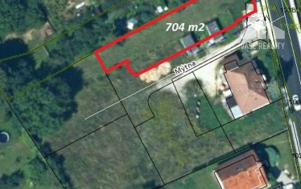 Stavebný pozemok o výmere 704 m2 v súkromnej štvrti - Stará Turá
