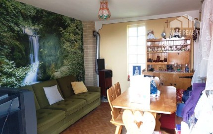 Záhradná murovaná chata s pozemkom 554 m2 - Hôrka n/V, NMnV