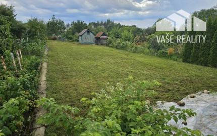 Predám rekreačný stavebný pozemok Dubnica nad Váhom, 400 m2